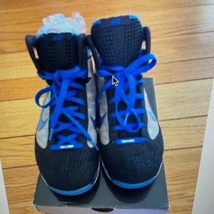 Nike hyperize flywire mens size 7.5 basketball shoes